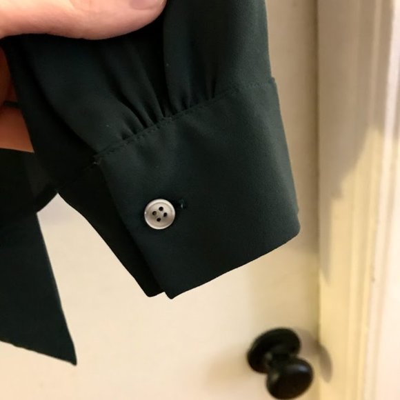 Bow tie emerald blouse (size M, Ann Taylor) - Picture 2 of 3